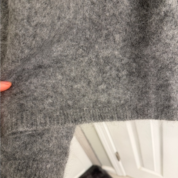The Frankie Shop Vodskov Gray Wool Alpaca Sweater Size M/L - Picture 4 of 8